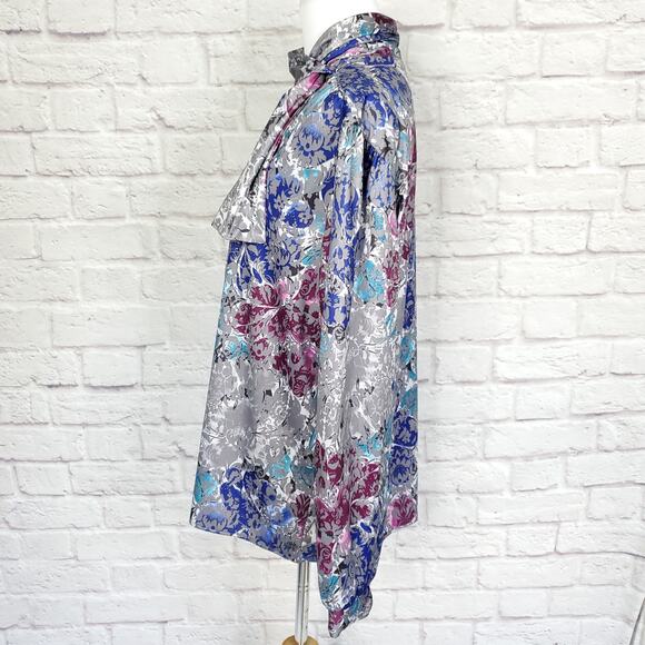 Vintage Blouse Polyester Gray Purple Floral Neck Tie Detail Fits a L/XL - Picture 7 of 12